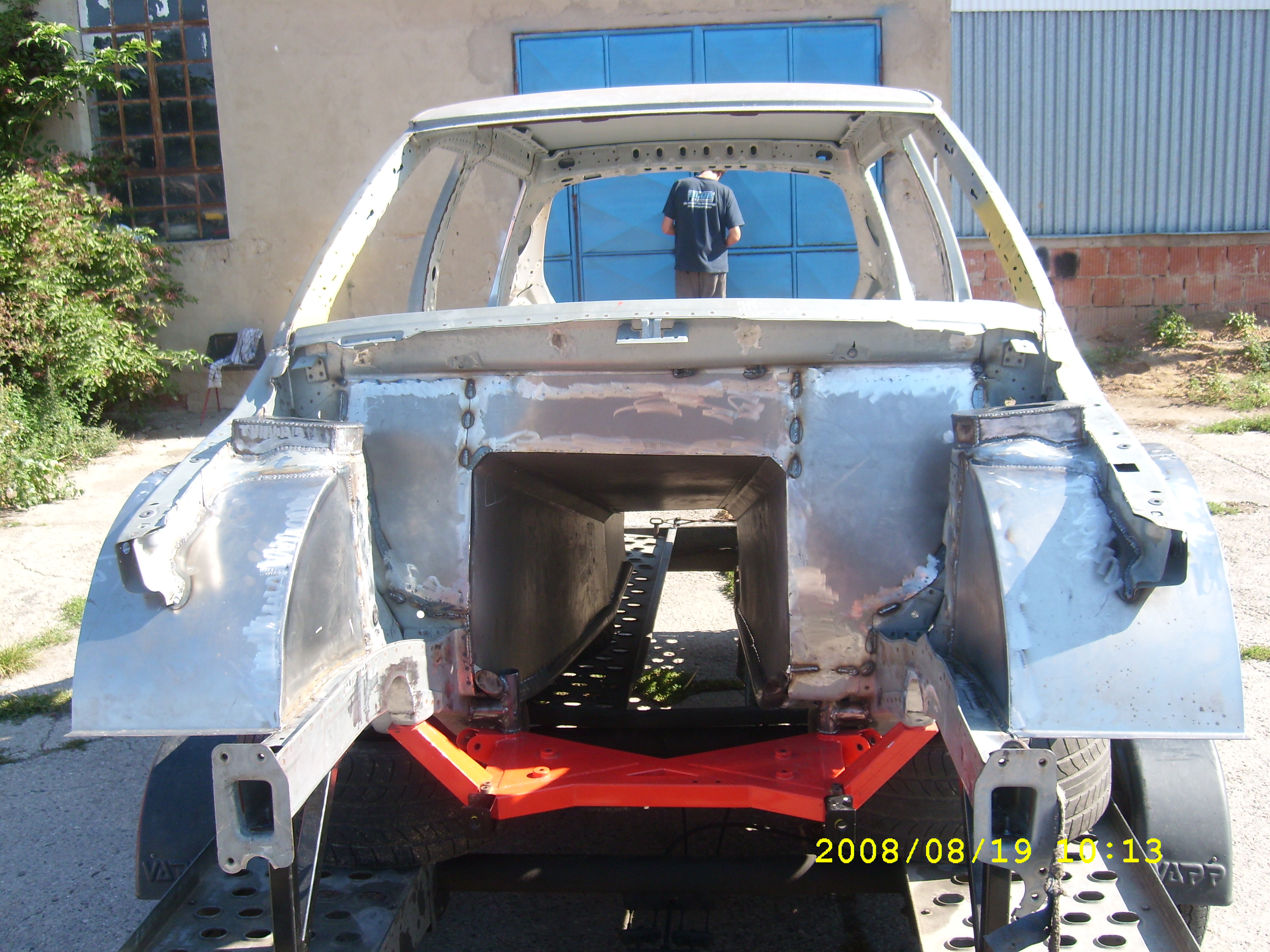 SL270472.JPG